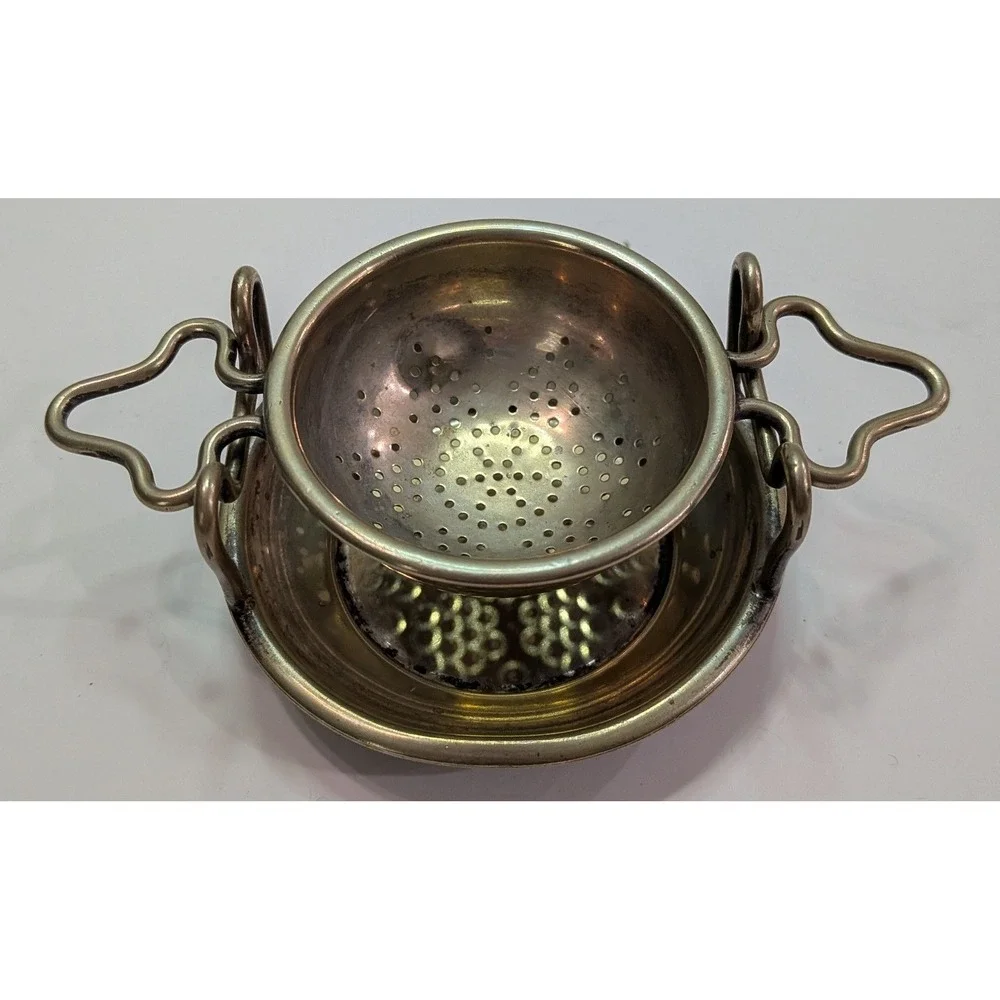 EPNS Tea Strainer Set Vintage Silver Plated One Size Silver Good Ornate Handles